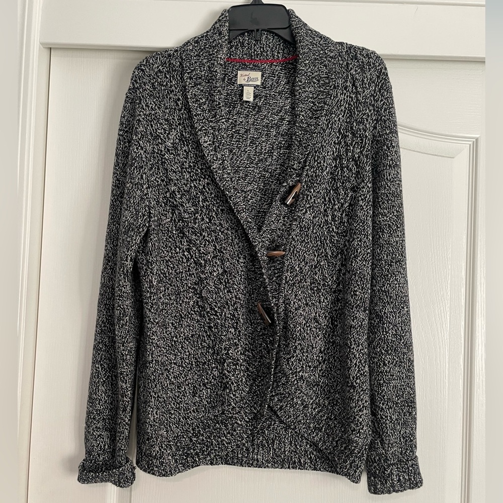 Knitted by Bass cardigan